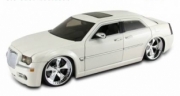 Chrysler 300C couleurs variables   1/18