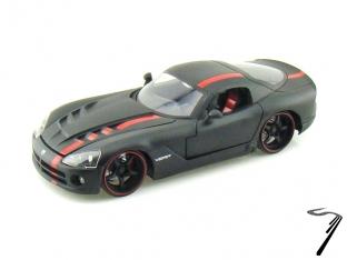 Dodge Viper racing black/red Racingg black/red 1/24