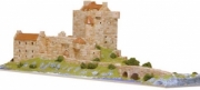 Divers . Chateau Loch Donan (Ecosse) - Ech 1/220 - 5800 pcs - 90 x 34 x 23 cm - Dif 8/10 autre