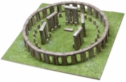 Divers . Stonehenge (Angleterre) - Ech 1/135 - 121 pcs - 28 x 28 x 7 cm - Dif 4/10 autre