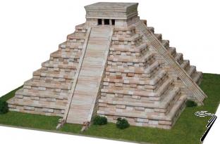 Divers . Temple de Kukulcan (Mexique) - Ech 1/175 - 4500 pcs - 44 x 44 x 19 cm - Dif 7,5/10 autre