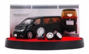 Nissan Elgrand High Way white  1/64