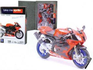 Aprilia RSV 1000  1/12