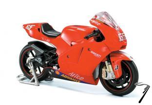 Ducati Desmosedici Moto GP  1/12