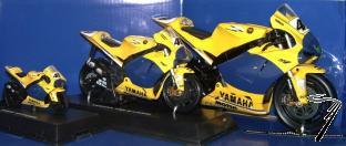 Yamaha Coffret de 3 YZR-M1 �chelle 1/12, 1/18, 1/32  1/12