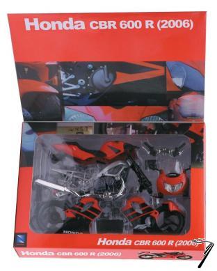 Honda CBR 600R   1/12