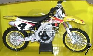 Suzuki RM-Z450 AMA Supercross Champion  1/12