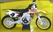 Suzuki RM-Z450 AMA Supercross Champion  1/12