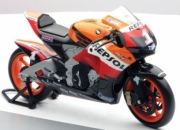 Honda RC212V  1/12