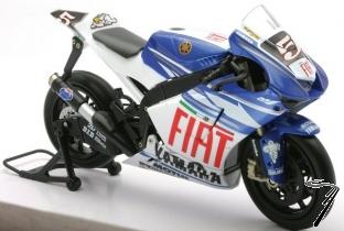 Yamaha YZR-M1  1/12
