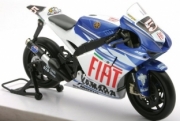 Yamaha YZR-M1  1/12
