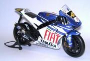 Yamaha YZR-M1  1/12