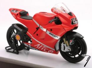 Ducati Desmosedici GP07  1/12