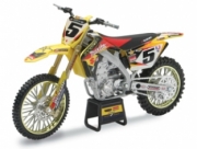 Suzuki RM Z450 Makita Team  1/6