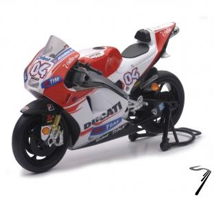 Ducati Desmosedici #4  1/12