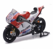 Ducati Desmosedici #4  1/12