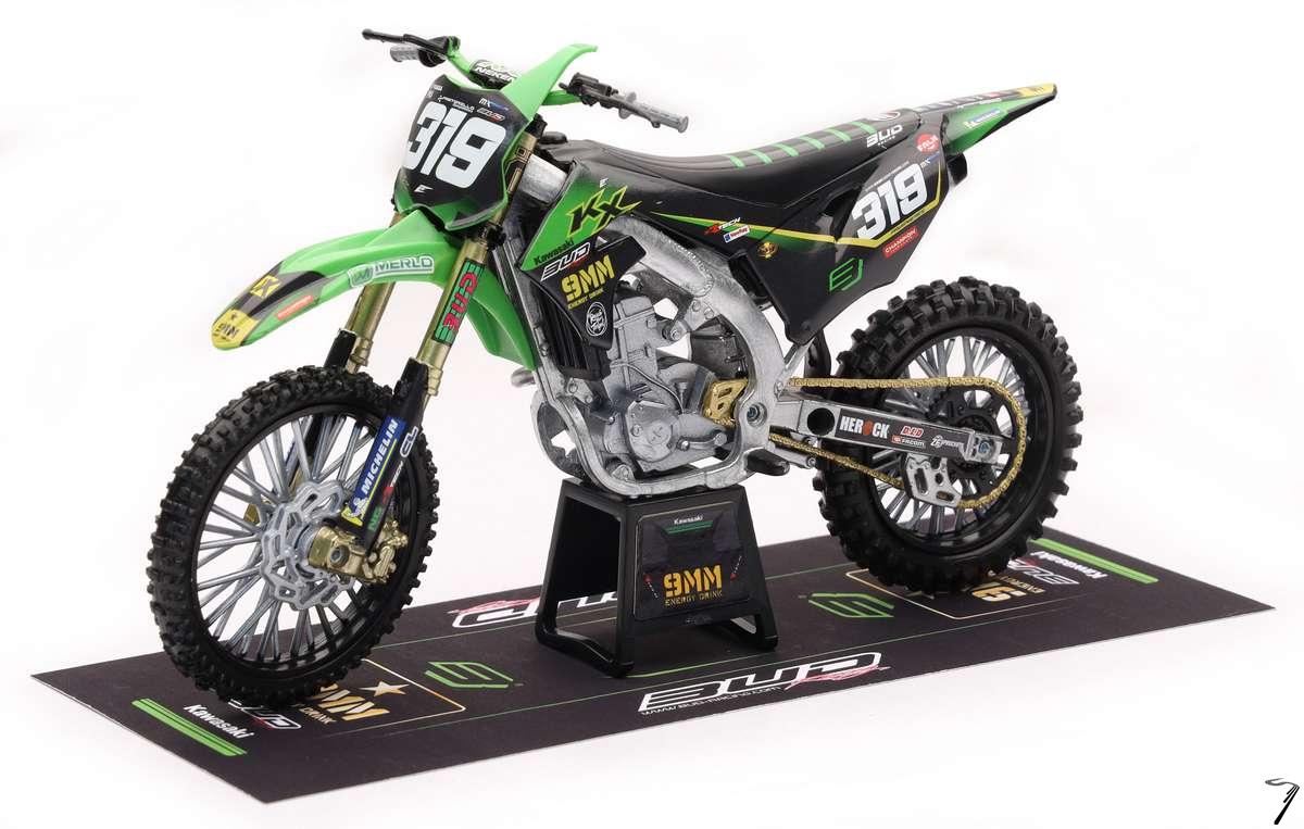 Kawasaki KX450F BUD RACING  1/12