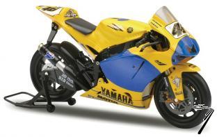 Yamaha YZR-M1   1/18