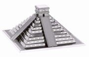 Divers . Pyramide Maya - kit en m&eacute;tal &agrave; monter autre