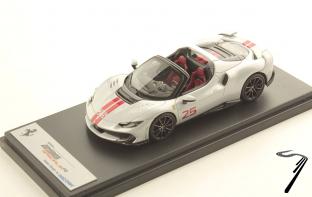 Ferrari 296 Speciale A Bianco Artico avec bande blanche Speciale A Bianco Artico avec bande blanche 1/43